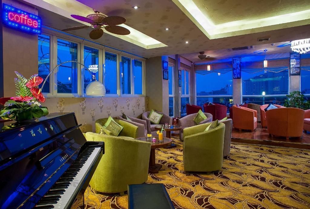 Tam Hotell Hanoi Exteriör bild